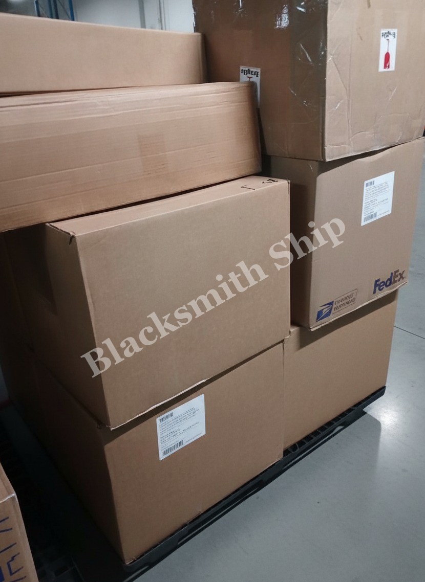 พัสดุลูกค้า Blacksmith Ship